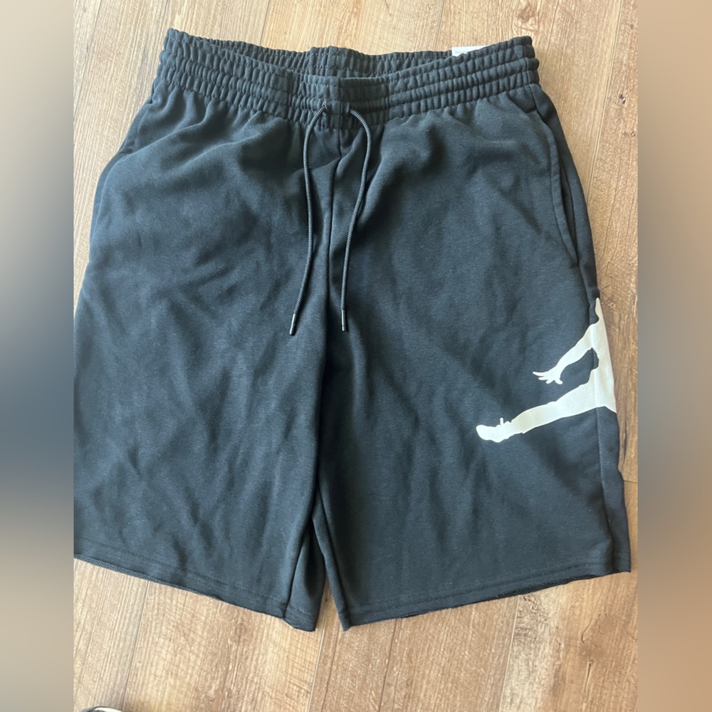Jordan Jumpman black size medium shorts NWT